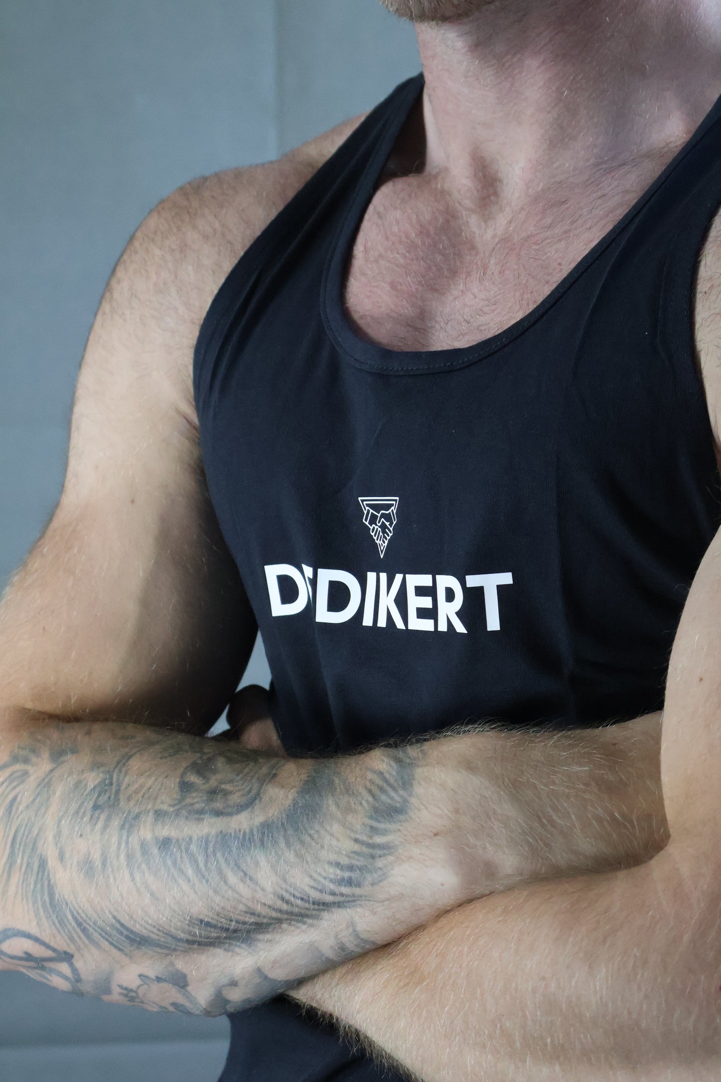 Dedikert Singlet