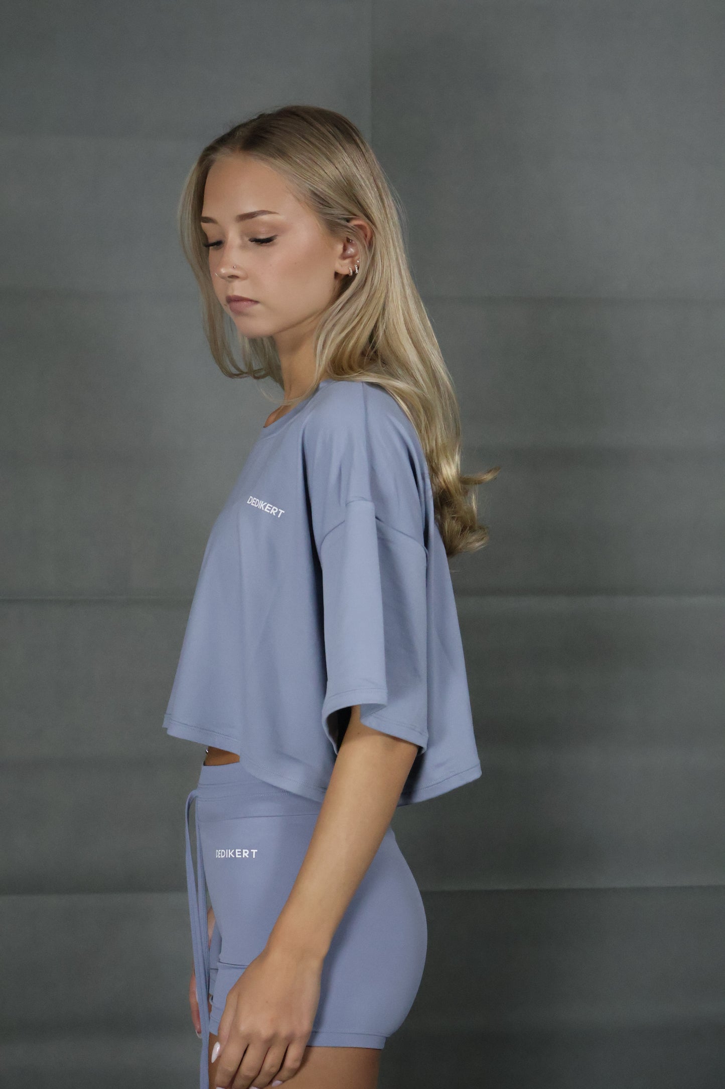 Himmel blå crop top